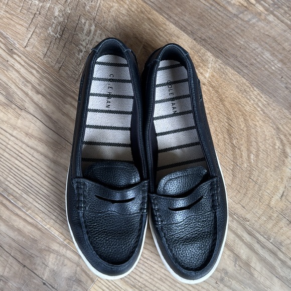 Cole Haan Nantucket Penny Loader Size 8 - Picture 4 of 6